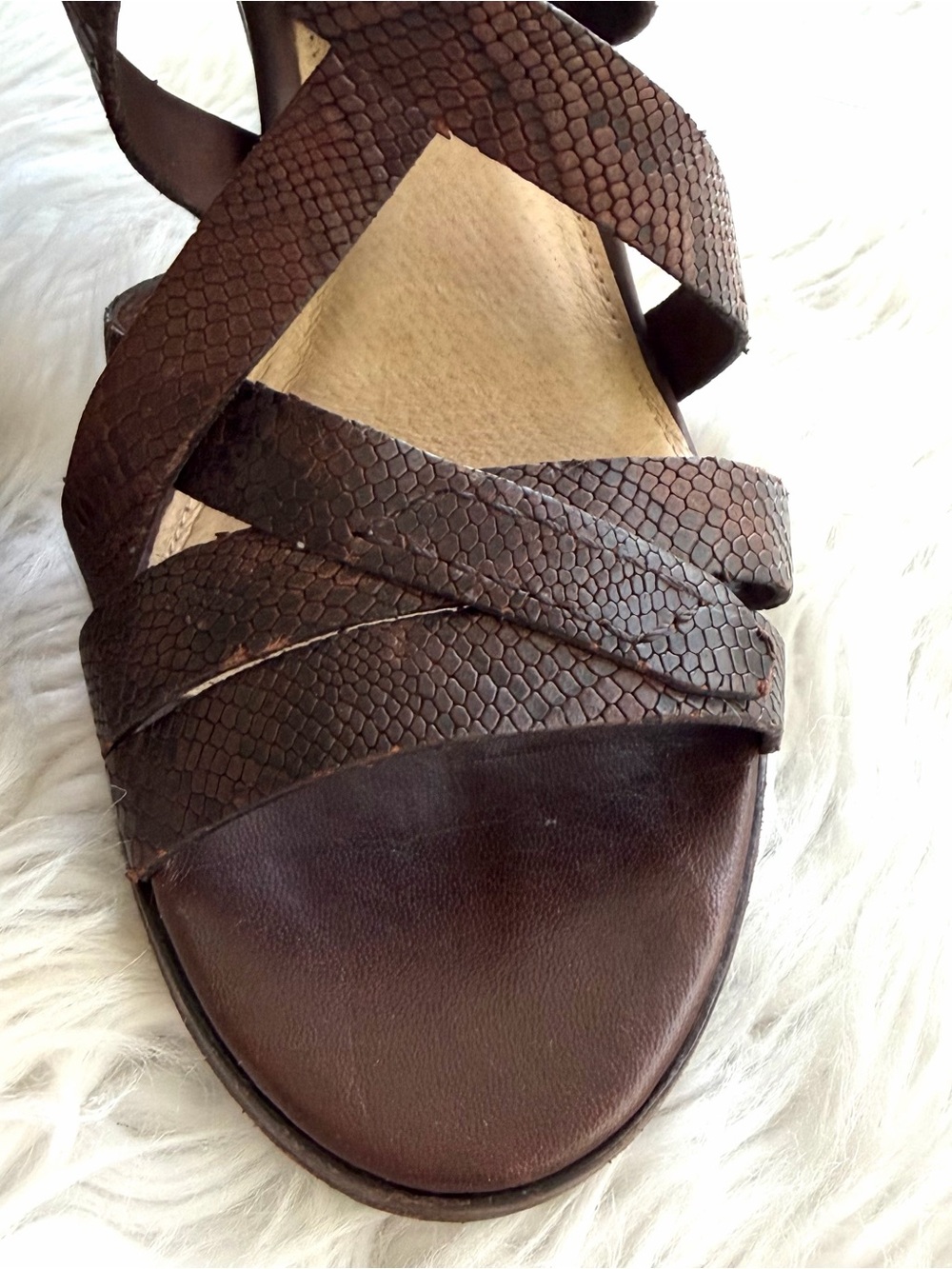 Frye Mika Embossed Leather Strappy Heel gladiator-style Sandals size 9 - Picture 6 of 13